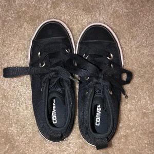 Black and white kids converses